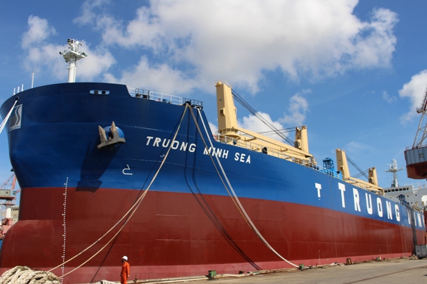 Công ty Đóng tàu Nam Triệu bàn giao tàu hàng  56.200DWT Trường Minh Sea